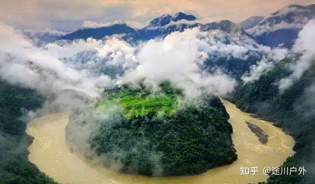 云南省的香格里拉不仅有世界自然遗产“三江并流”
